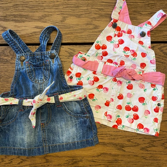 Bundle of 2 overall dresses 3-6 months - Picture 1 of 2